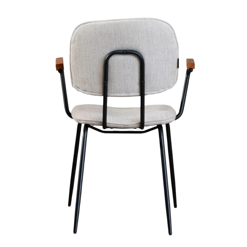 5_c8cd9cd4-4466-43d1-aaa1-ad834bccb603 Kax stoel off white met houten armleuningen en zwart metalen frame