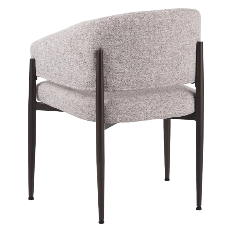 Kruno stoel off-white met gebogen rugleuning en donkerbruin frame