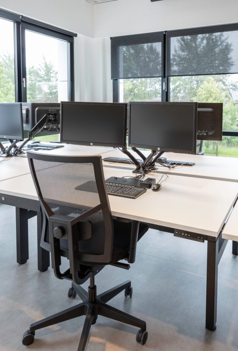 Elektrisch zit-sta bureau DUO